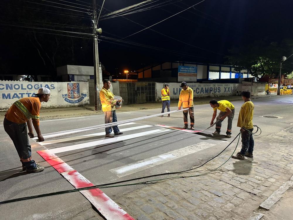 Faixas de pedestres são pintadas em Ipumirim para melhorar a